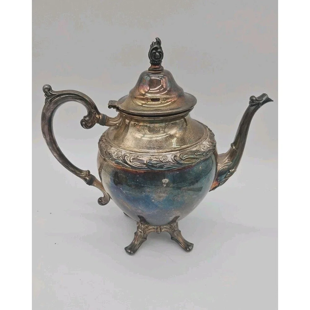 Vintage Wm A. Rogers Silver Plated Coffee Pot Teapot Ornate